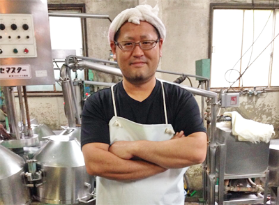豆富・油揚げ 製造・卸業の尾崎食品　岡山県美作市産大豆を100％使用した昔ながらの櫂よせ技法で手作りの豆富